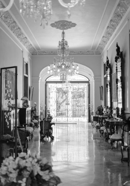 Hallway & Foyer